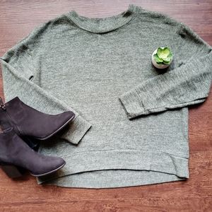 🔥$5 H&M Cozy Green Sweater Top